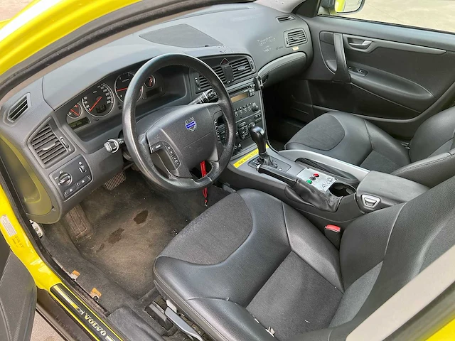 Volvo - 2007 - v70 - mug voertuig - personenauto - afbeelding 15 van  32
