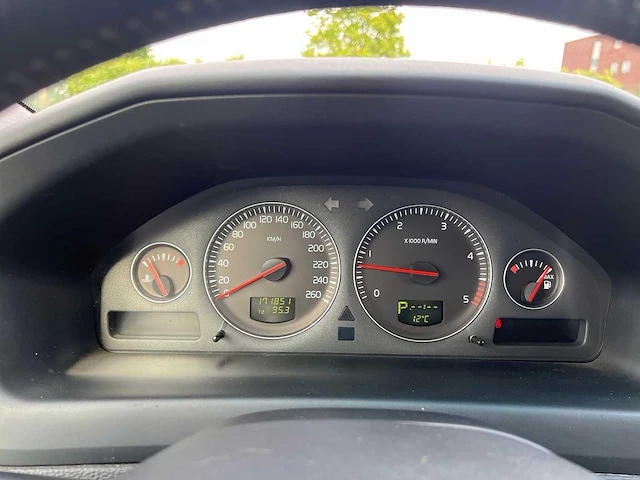 Volvo - 2007 - v70 - mug voertuig - personenauto - afbeelding 17 van  32