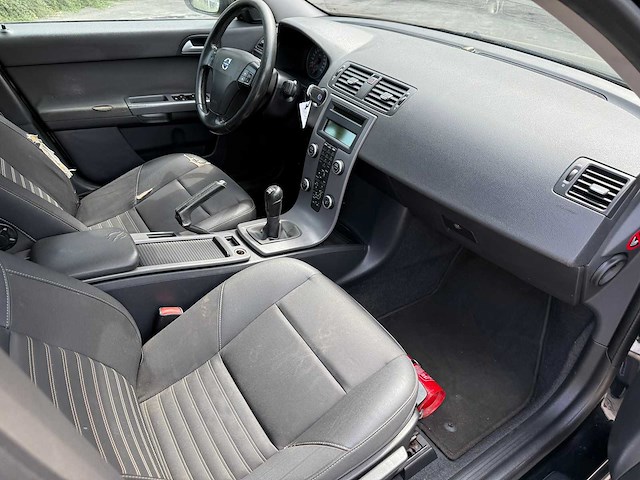 Volvo - 2008 - s40 - personenauto - afbeelding 10 van  35