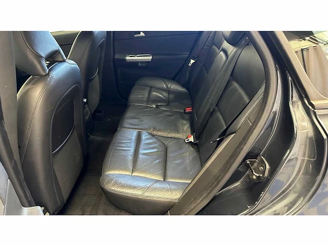Volvo - 2010 - s40 - personenauto - afbeelding 10 van  33