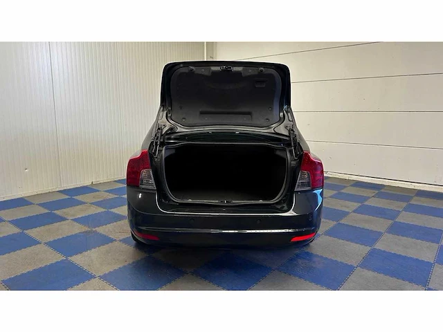 Volvo - 2010 - s40 - personenauto - afbeelding 15 van  33