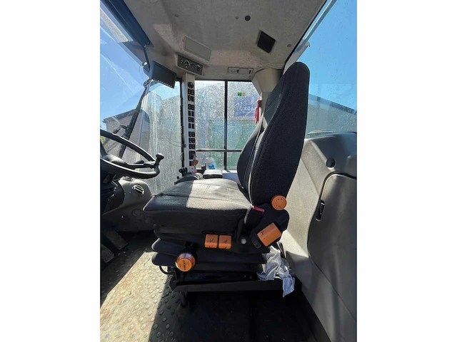 Volvo - 2013 - l70g - shovel - afbeelding 18 van  37