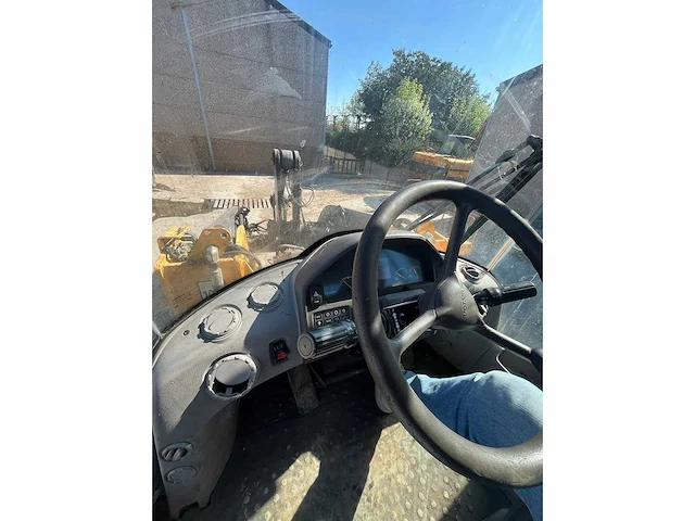 Volvo - 2013 - l70g - shovel - afbeelding 20 van  37