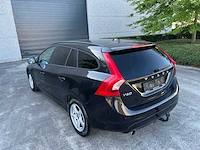 Volvo - 2015 - v60 - personenauto - afbeelding 6 van  33