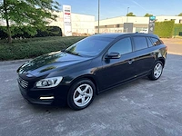 Volvo - 2015 - v60 - personenauto - afbeelding 13 van  33