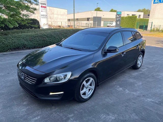 Volvo - 2015 - v60 - personenauto - afbeelding 12 van  33
