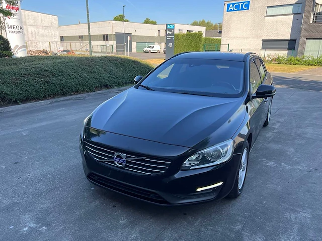 Volvo - 2015 - v60 - personenauto - afbeelding 29 van  33