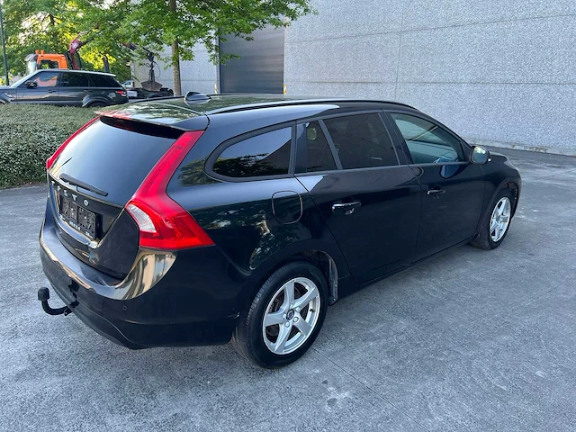 Volvo - 2015 - v60 - personenauto - afbeelding 32 van  33