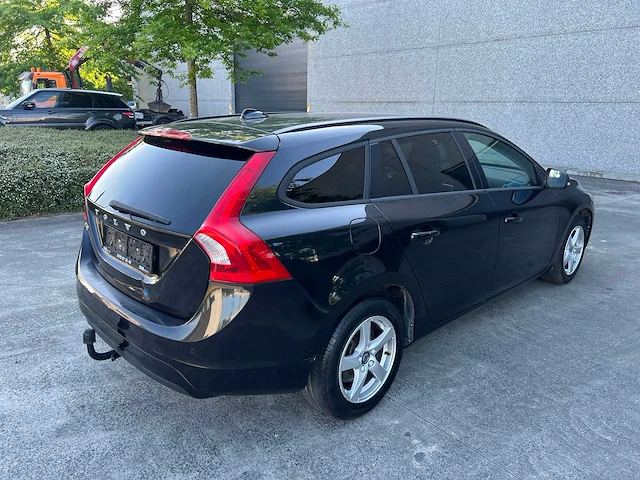 Volvo - 2015 - v60 - personenauto - afbeelding 33 van  33
