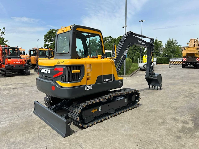 Volvo - 2017 - ec60d - midigraafmachine - afbeelding 34 van  43