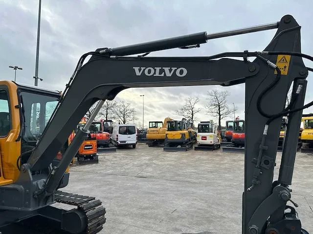 Volvo - ec55b - midi-excavator - 2011 - afbeelding 3 van  42