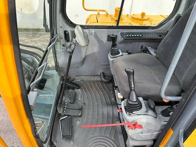 Volvo - ec55b - midi-excavator - 2011 - afbeelding 28 van  42