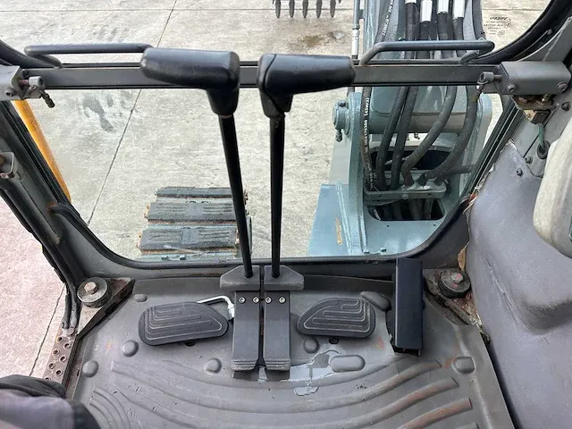 Volvo - ec55b - midi-excavator - 2011 - afbeelding 32 van  42