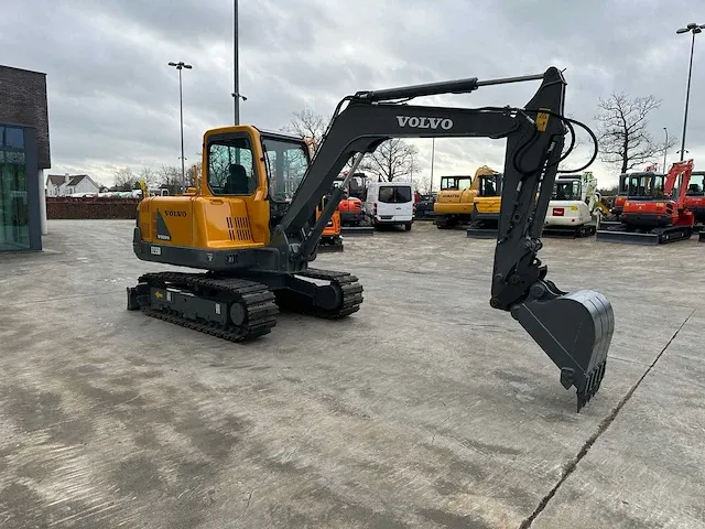 Volvo - ec55b - midi-excavator - 2011 - afbeelding 23 van  42