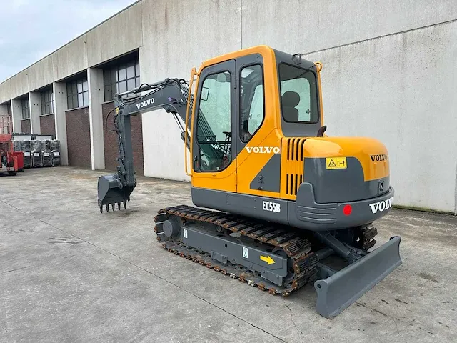 Volvo - ec55b - midi-excavator - 2011 - afbeelding 39 van  42