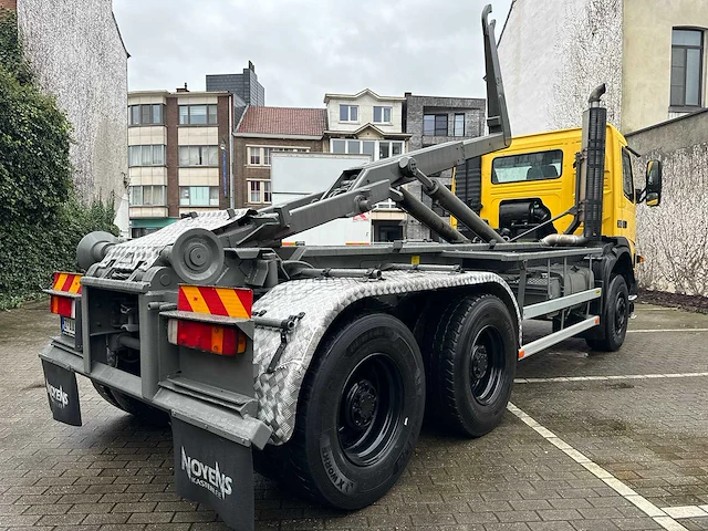 Volvo - fm12 6x6r - containerhaaksysteem - 2001 - afbeelding 3 van  29