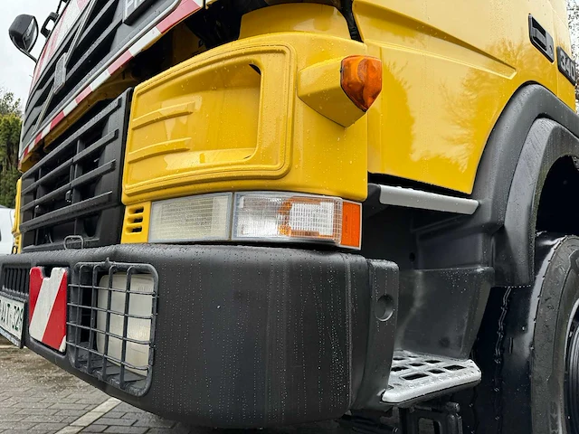 Volvo - fm12 6x6r - containerhaaksysteem - 2001 - afbeelding 12 van  29
