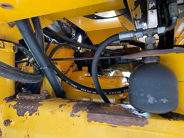Volvo - l 70 c - lader - afbeelding 9 van  31