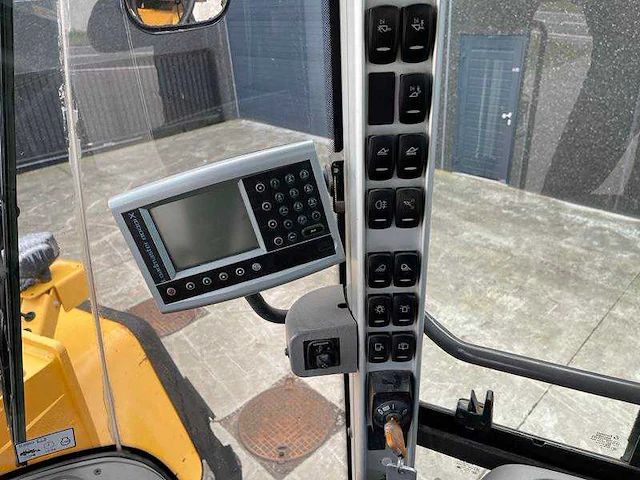 Volvo - l150h - shovel - 2014 - afbeelding 22 van  31