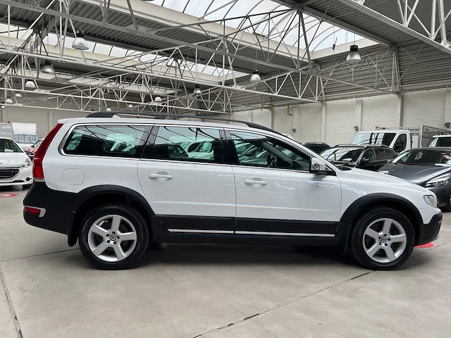 Volvo - xc70 - b - car - 2015 - afbeelding 18 van  23