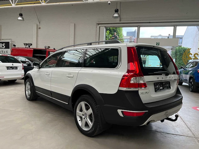 Volvo - xc70 - b - car - 2015 - afbeelding 19 van  23