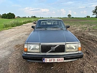 Volvo 240 - classic cars >15 - afbeelding 1 van  15