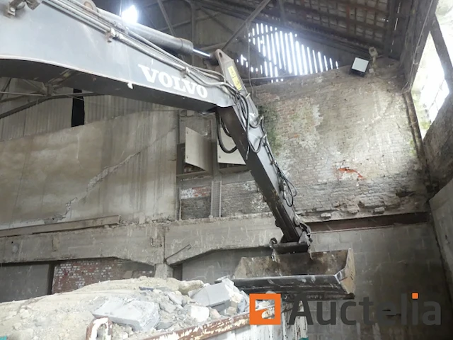 Volvo ec140clm rupsgraafmachine (2010-11.399 uur-vin:vcec140cp00110610) - afbeelding 16 van  22