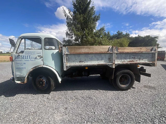 Volvo f85-34 vrachtwagen uit 1971 - afbeelding 2 van  25