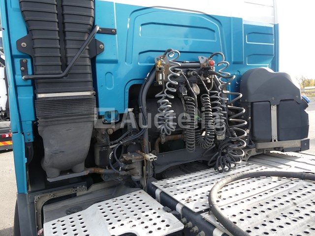 Volvo fh trekker (2016-704.996 km-vin: yv2rt40d2gb769077) - afbeelding 14 van  36