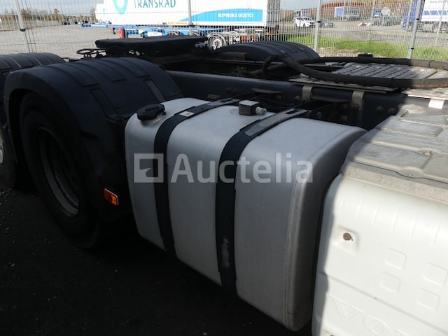 Volvo fh trekker (2016-704.996 km-vin: yv2rt40d2gb769077) - afbeelding 18 van  36