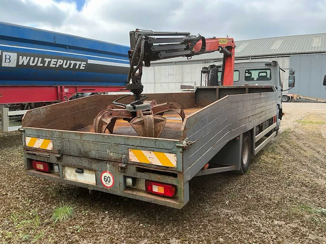Volvo fl 220 vrachtwagen - afbeelding 10 van  16