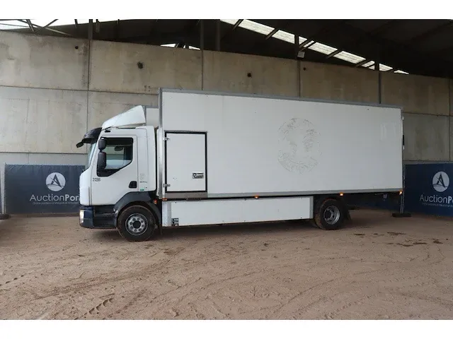 Volvo fl 240 diesel 240pk - afbeelding 1 van  1