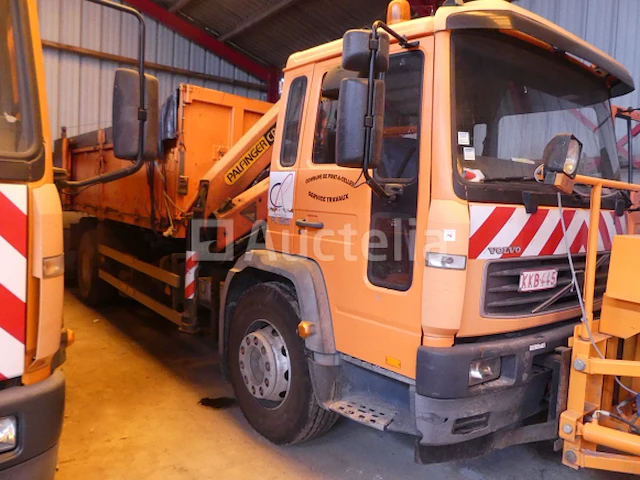 Volvo fl6e 19.0 dump truck + hulpkraan - afbeelding 15 van  39