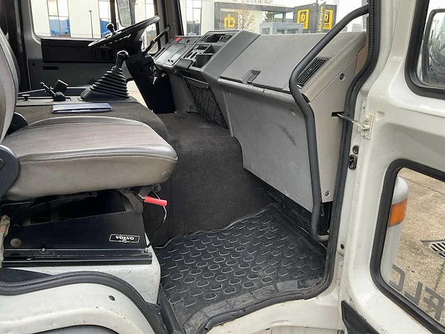 Volvo flc vrachtwagen - afbeelding 9 van  29