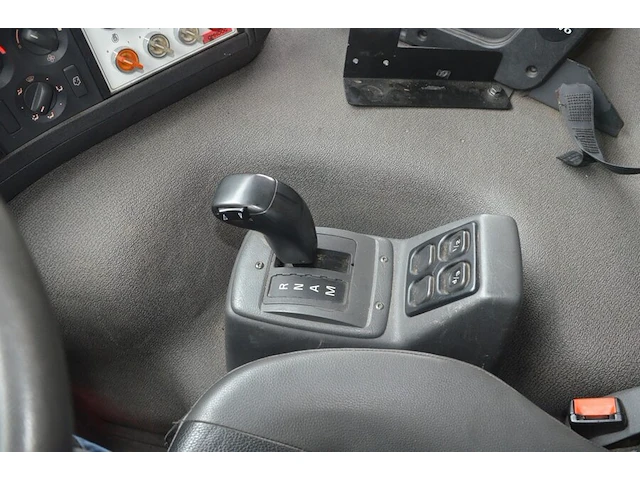 Volvo fm 4x2 tankwagen, bouwjaar: 06/06/2004, ch.nr. yv2j4cja12a552658 met boorddocumenten en sleutel - afbeelding 22 van  46