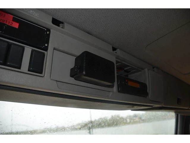 Volvo fm 4x2 tankwagen, bouwjaar: 06/06/2004, ch.nr. yv2j4cja12a552658 met boorddocumenten en sleutel - afbeelding 29 van  46