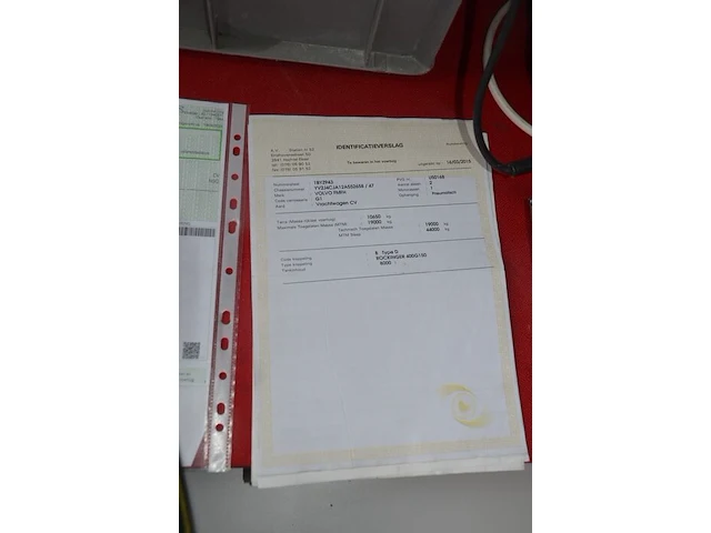 Volvo fm 4x2 tankwagen, bouwjaar: 06/06/2004, ch.nr. yv2j4cja12a552658 met boorddocumenten en sleutel - afbeelding 35 van  46