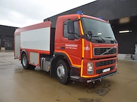 Volvo fm 4x2 tankwagen, bouwjaar: 06/06/2004, ch.nr. yv2j4cja12a552658 met boorddocumenten en sleutel - afbeelding 37 van  46