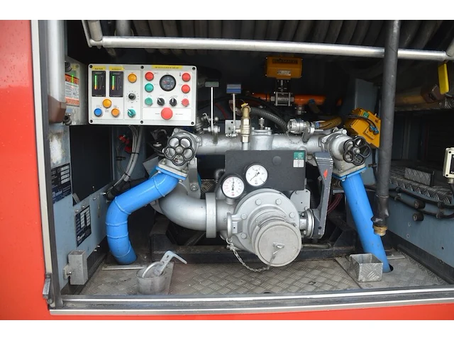 Volvo fm 4x2 tankwagen, bouwjaar: 06/06/2004, ch.nr. yv2j4cja12a552658 met boorddocumenten en sleutel - afbeelding 46 van  46