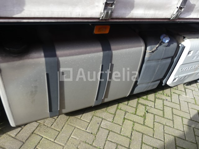 Volvo fm curb truck (2016-561.954 km-vin:yv2x922c5ga795659) - afbeelding 20 van  37