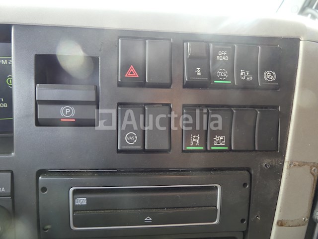 Volvo fm trekker (2016-713.949 km-vin:yv2xzx0a3gb778254) - afbeelding 2 van  30