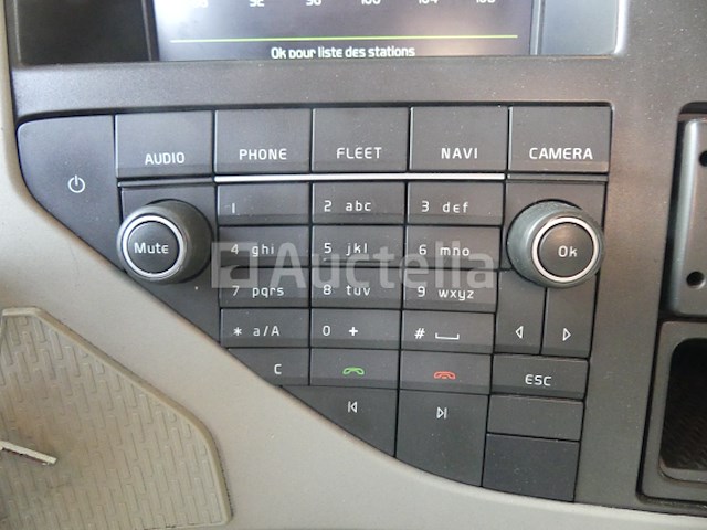 Volvo fm trekker (2016-713.949 km-vin:yv2xzx0a3gb778254) - afbeelding 28 van  30