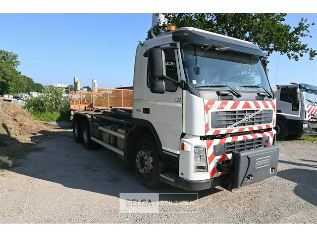Volvo fm vrachtwagen met containersysteem - afbeelding 10 van  24