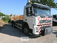 Volvo fm vrachtwagen met containersysteem - afbeelding 10 van  24