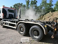 Volvo fm vrachtwagen met containersysteem - afbeelding 20 van  24
