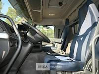Volvo fm vrachtwagen met containersysteem - afbeelding 21 van  24