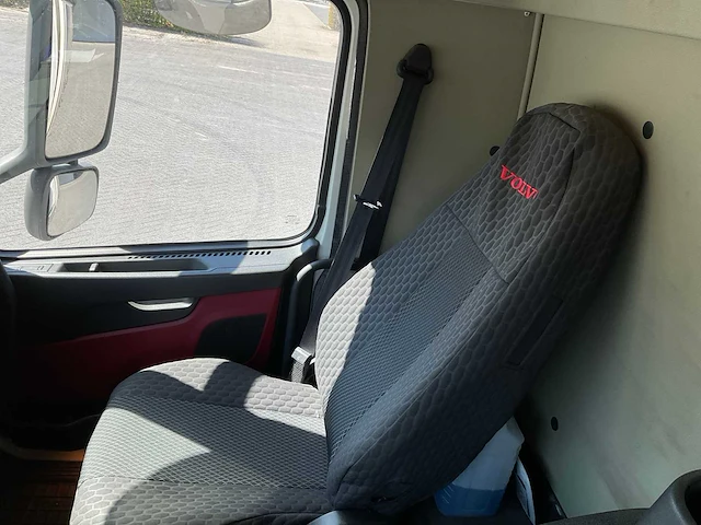 Volvo fm330 vrachtwagen - afbeelding 14 van  37