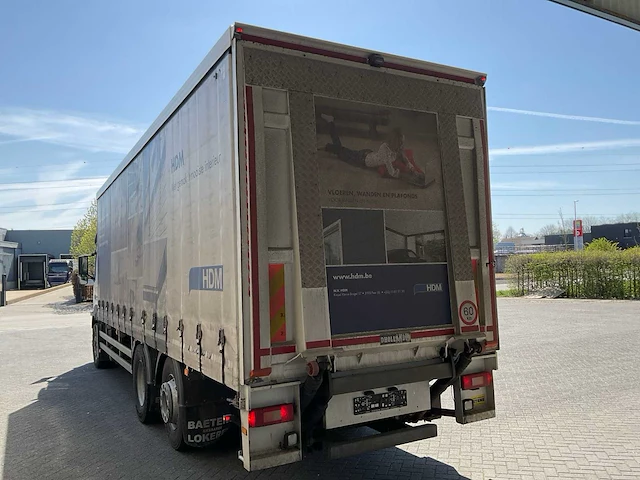 Volvo fm330 vrachtwagen - afbeelding 34 van  37