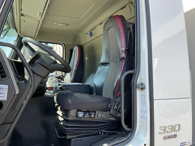 Volvo fm330 vrachtwagen - afbeelding 6 van  35