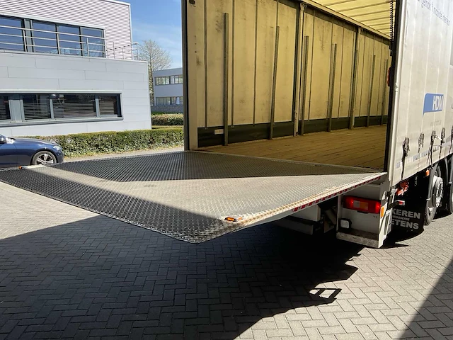 Volvo fm330 vrachtwagen - afbeelding 21 van  35